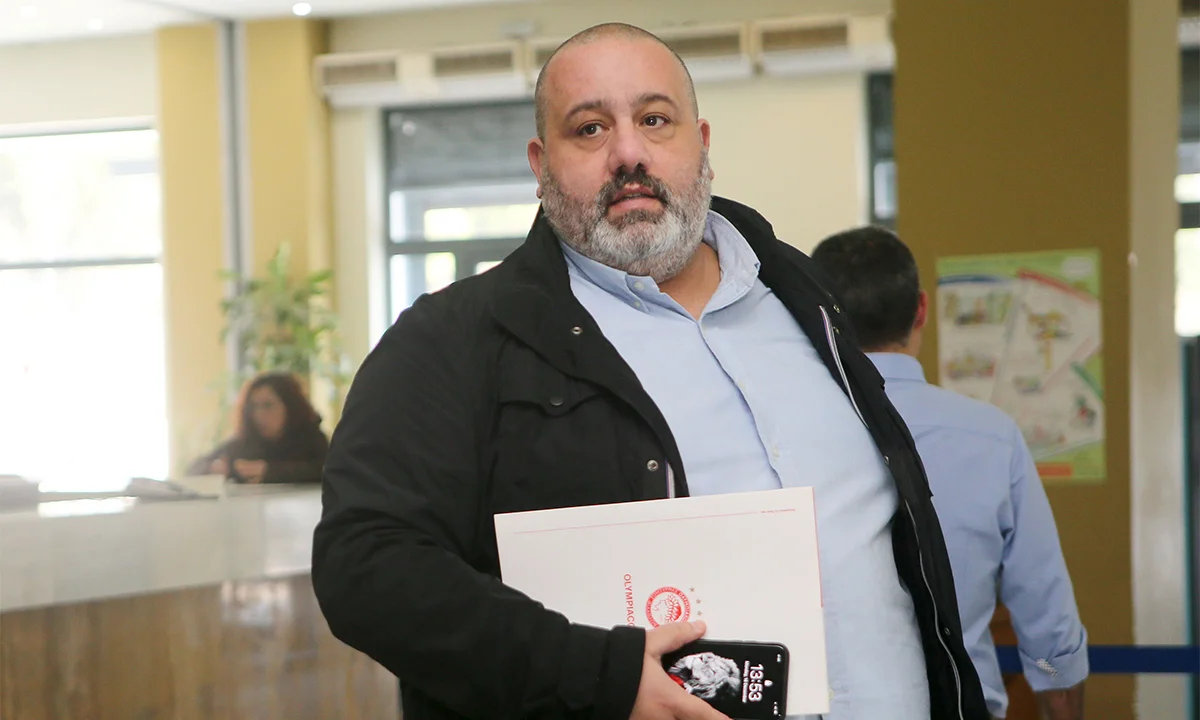 Καραπαπάς: «Χωρίστε μία χαρτοπετσέτα» (pic)