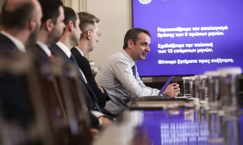 Ολυμπιακός: Κυβέρνηση που νομιμοποιεί το πρωτάθλημα πολυϊδιοκτησίας