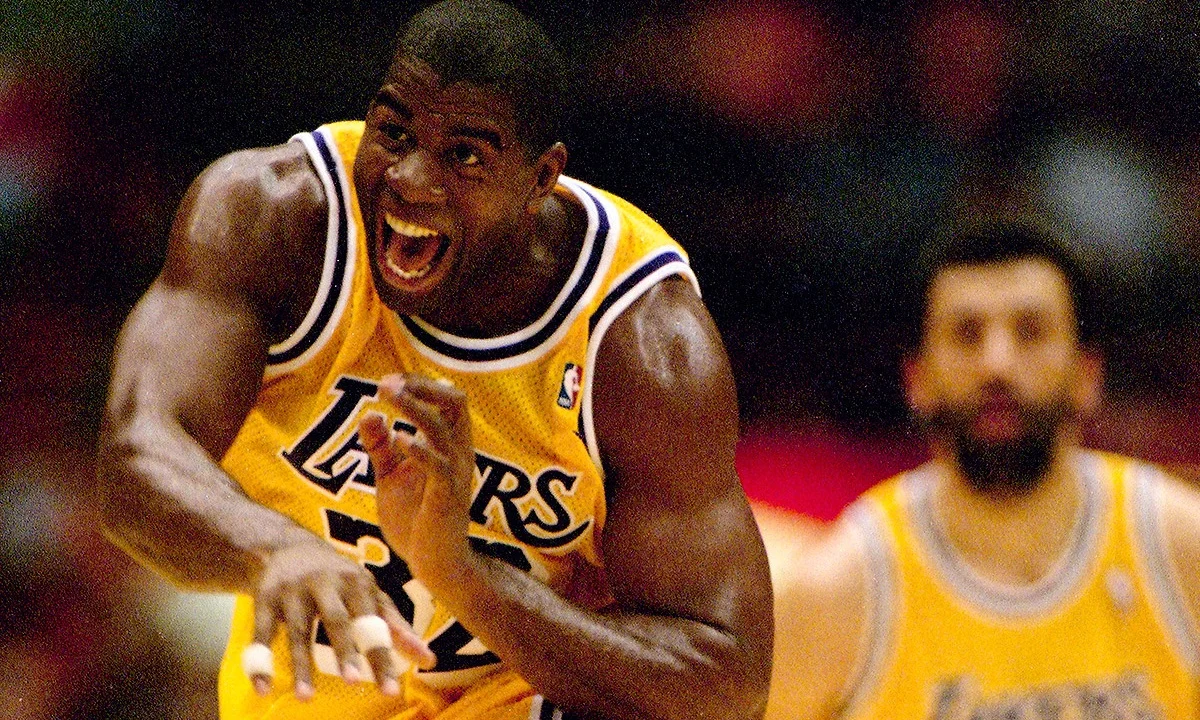 Ο Μάτζικ Τζόνσον επιστρέφει στο NBA μετά από πέντε χρόνια απουσίας (vid)