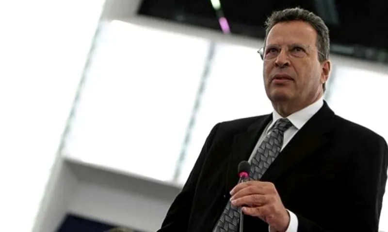 Κύρτσος για Σαββίδη: «Ρώσος παράγοντας άσκησης βαλκανικής επιρροής»