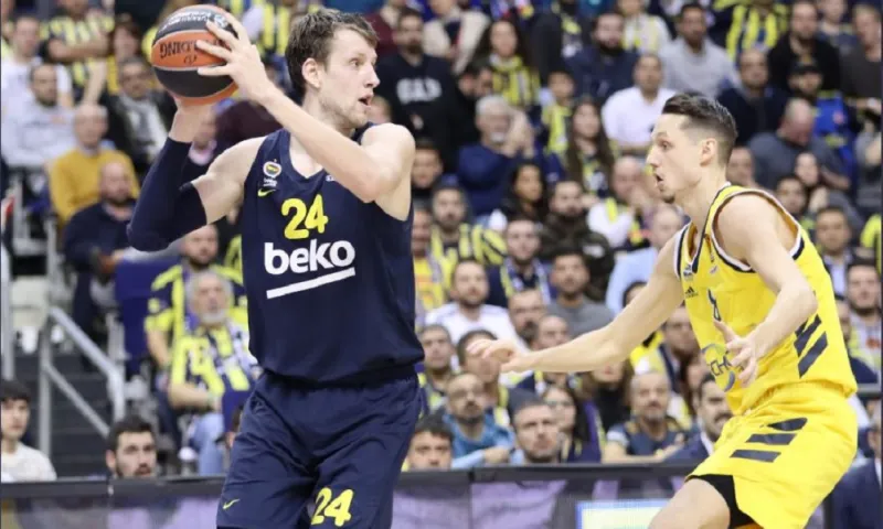 Άλμπα – Φενέρμπαχτσε 70-74: «Άλμα» πρόκρισης με σούπερ Σλούκα! (vid)