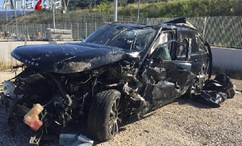 Σοβαρό τροχαίο για γνωστό επιχειρηματία - Το αμάξι του έγινε «λαμαρίνες»! (vid)
