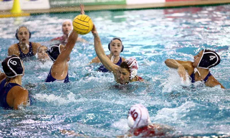 Ολυμπιακός - Βουλιαγμένη 13-7: «Ερυθρόλευκο» το ντέρμπι γυναικών