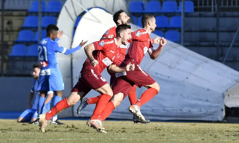 Super League 2: Στο 94' τα Χανιά, 1-1 τον ΠΑΣ - Ισοπαλία και στη Λιβαδειά (vid)