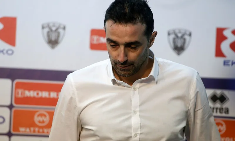 ΠΑΟΚ: Υπέβαλε την παραίτηση του ο Χαραλαμπίδης