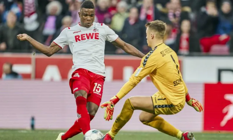Bundesliga: Η Κυριακή της... τεσσάρας (vids)