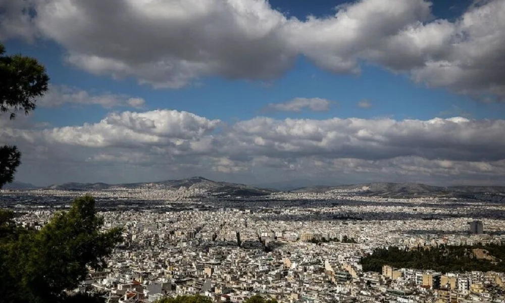 Καιρός 4/2: Αίθριος σε όλη τη χώρα – Νεφώσεις τις βραδινές ώρες