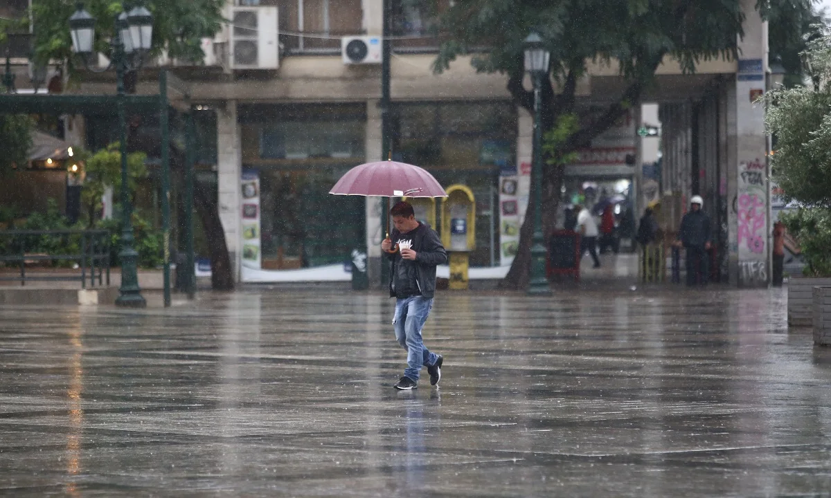Καιρός: Πτώση της θερμοκρασίας μέχρι 18 βαθμούς από Τετάρτη (vids)