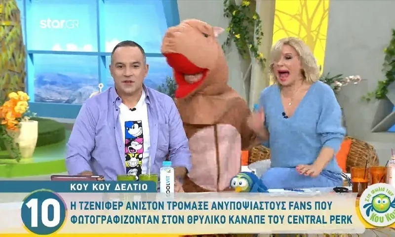 Η Καραβάτου παραλίγο να πέσει από την καρέκλα της μετά από... φάρσα! (vid)