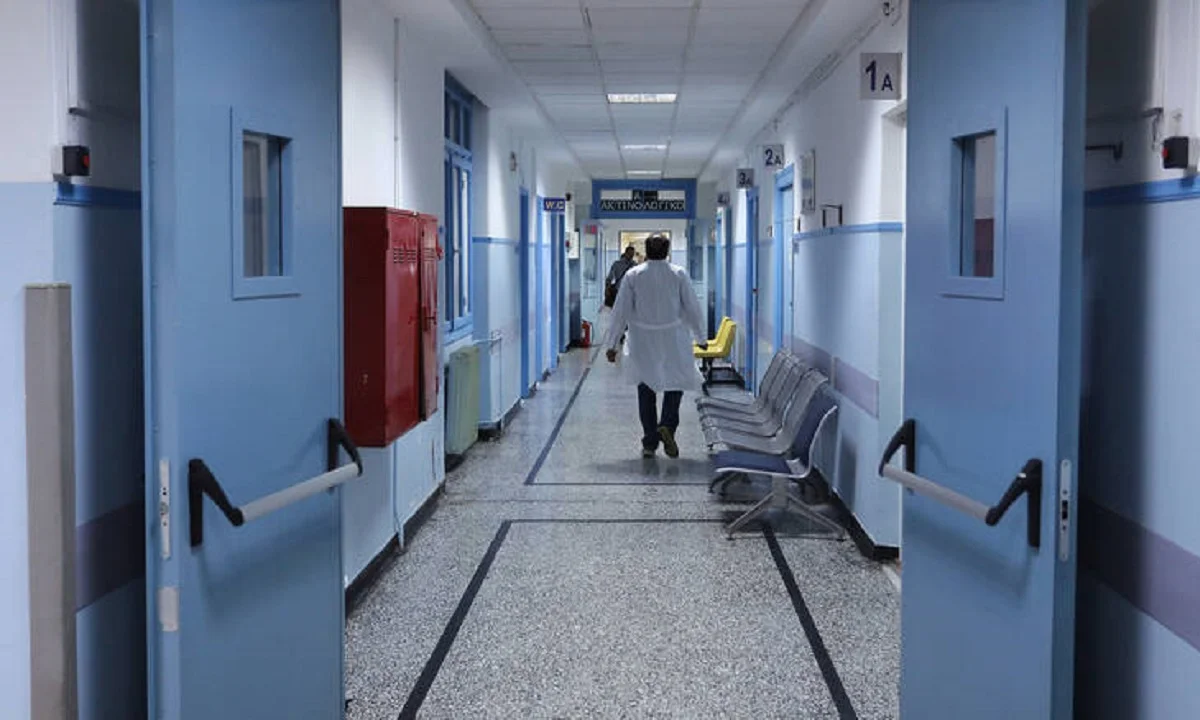 Αρνητικός στον κοροναϊό και «με τη βούλα» ο νεαρός στον Ευαγγελισμό