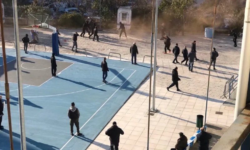 Καλλιθέα - Εθνικός: Ξύλο μεταξύ των οπαδών (pics)
