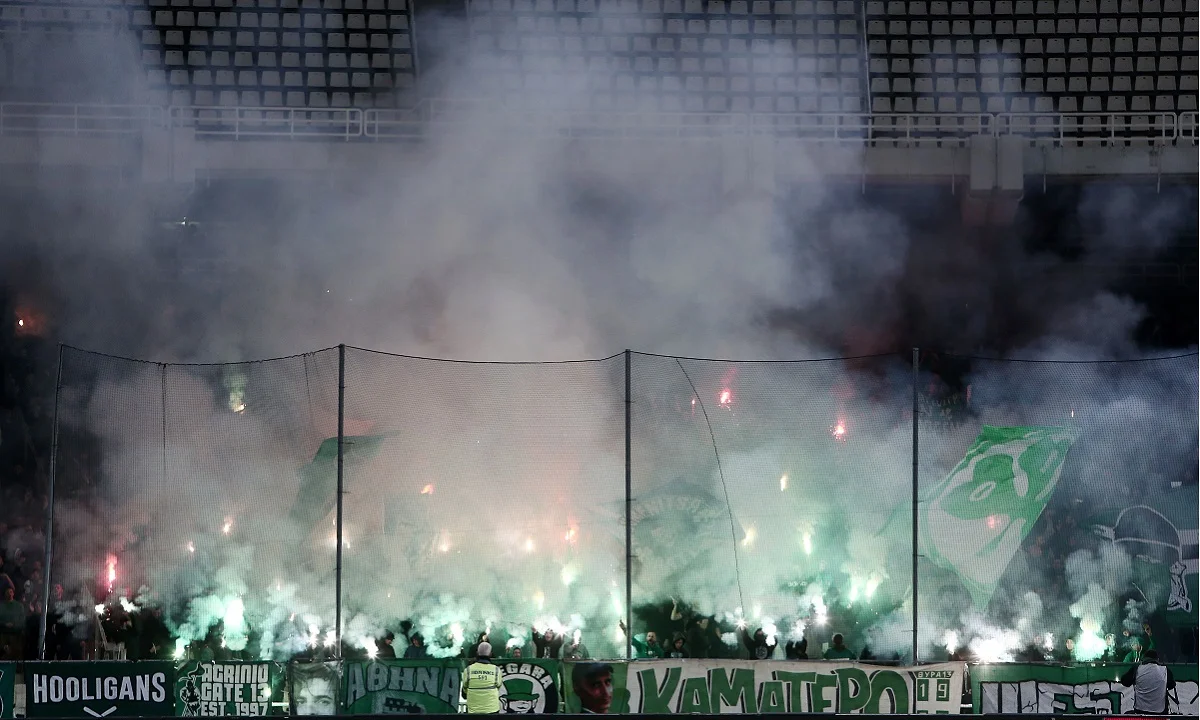 Πανό κατά Σαββίδη-Μαρινάκη στο ΟΑΚΑ (pic)