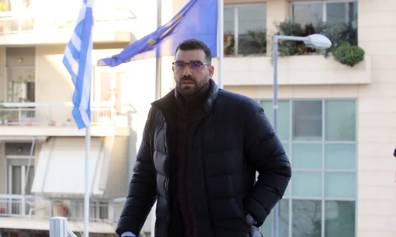 Κωνσταντινέας: «Μου είπαν πως πρέπει να κερδίσει ο Ολυμπιακός»