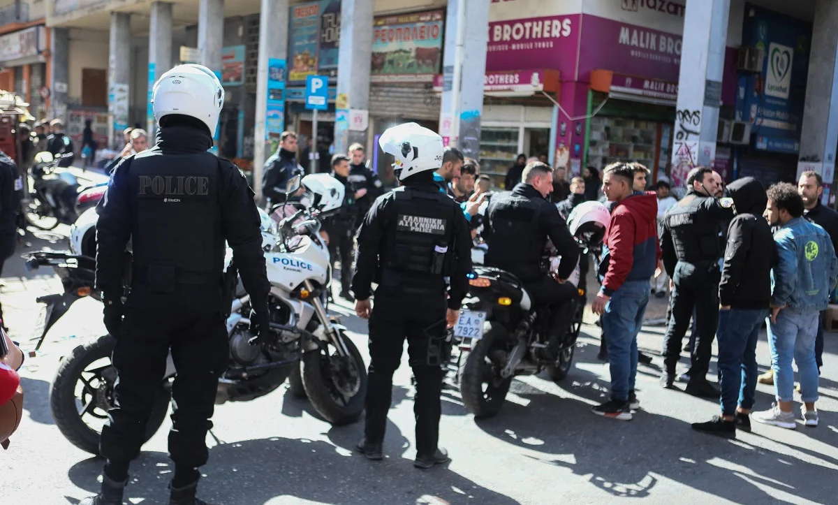 Αθήνα: Πυροβολισμοί μεταξύ αλλοδαπών στο κέντρο - Πληροφορίες για νεκρό! (vid)