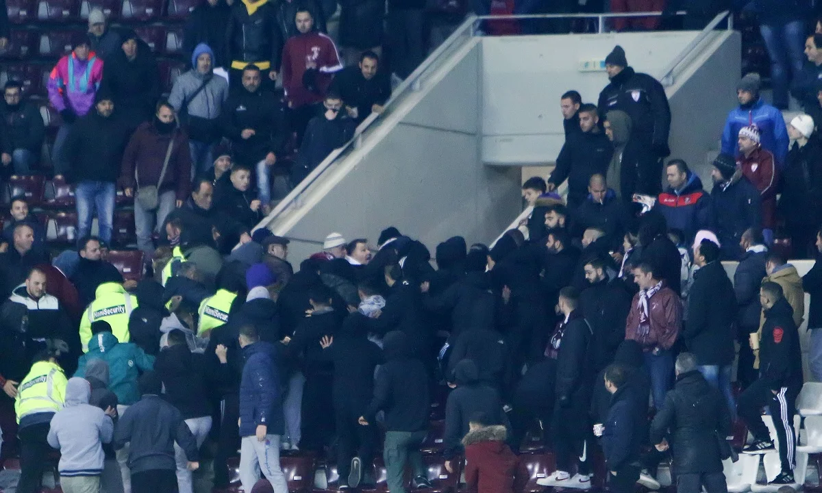ΑΕΛ: «Αλβανοί κακοποιοί θα προκαλέσουν επεισόδια με τον ΠΑΟΚ»