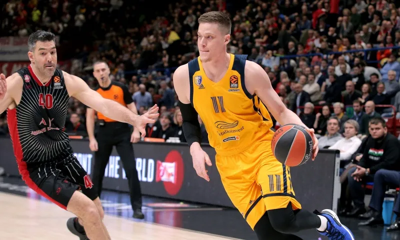 Μιλάνο- Χίμκι 69-78 : Χαμός στην 8η θέση (vid)
