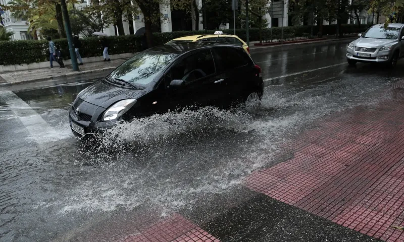 Καιρός 22/2: Επιδείνωση με τοπικές βροχές
