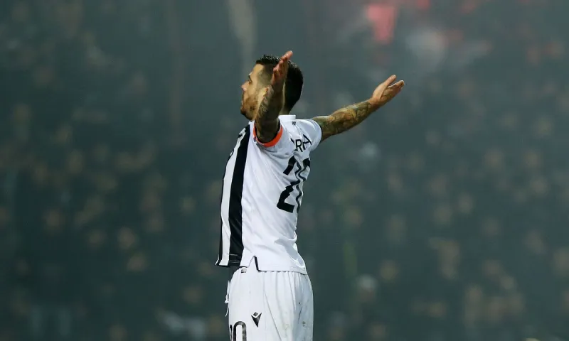 Βιεϊρίνια: «Να μας αφήσουν να παίξουμε» (vid)