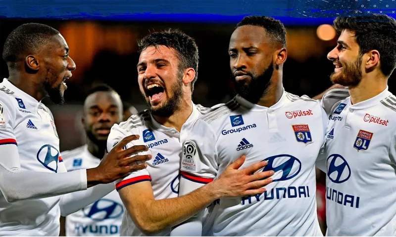 Μετς – Λιόν 0-2: Συνωστισμός στην 6η θέση