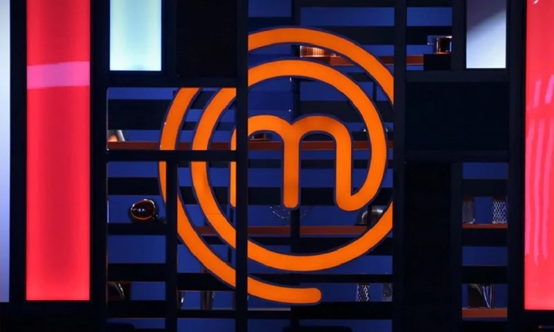 Masterchef spoiler 25/2: Τι θα κάνει η Κατερίνα με τη χρυσή κάρτα; Όσα θα γίνουν απόψε (vids)