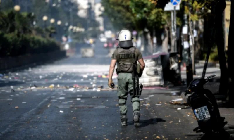 ΑΣΟΕΕ: Οδοφράγματα και φωτιές - Έκλεισε η Πατησίων