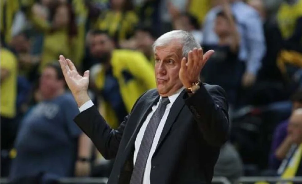 Σούπερ Όγκαστ, «σκότωσε» τη Φενέρ - «Κράξιμο» σε Ζοτς, Σλούκα από τους οπαδούς! (vid)