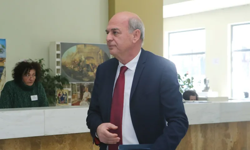 Γραμμένος: «Συγχαρητήρια στον Ολυμπιακό για την πρόκριση» (vid)