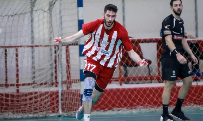 Ολυμπιακός - ΠΑΟΚ 33-23: Ήταν ντέρμπι μόνο για ένα ημίχρονο