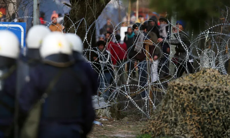 Μεταναστευτικό: «Θα επιδεινωθεί η κατάσταση στον Έβρο» υποστηρίζει η Frontex (vids)