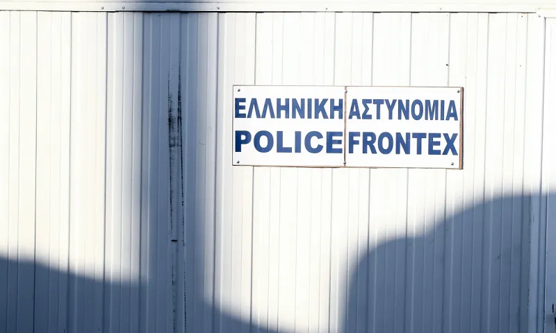 Η Frontex ανακοίνωσε ταχεία επέμβαση στα ελληνικά σύνορα (vids)