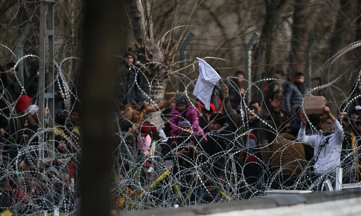 Ολυμπιακός: Στέλνει τρόφιμα και εθελοντές για τους φύλακες στον Έβρο!