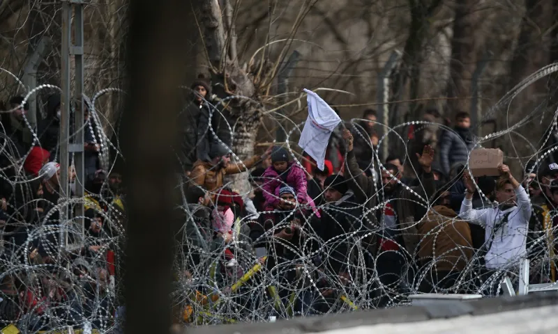 Ολυμπιακός: Στέλνει τρόφιμα και εθελοντές για τους φύλακες στον Έβρο!