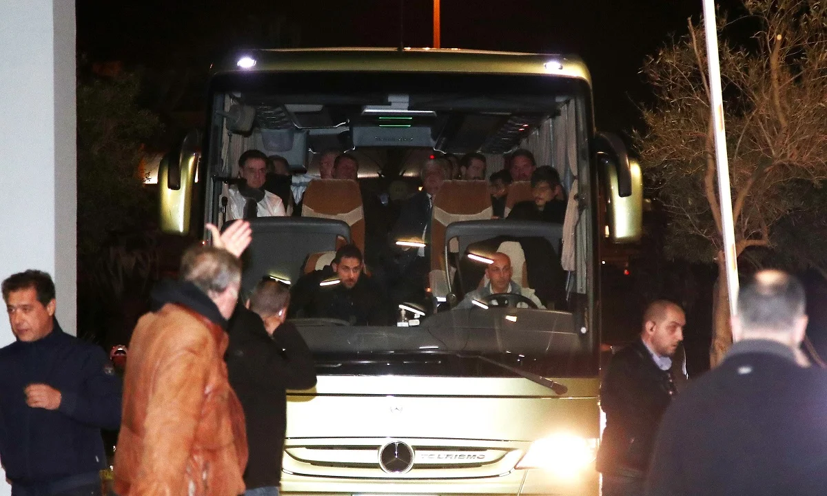 Παναθηναϊκός: Η άφιξη της αποστολής στο ΣΕΦ με Γιαννακόπουλο (vid)