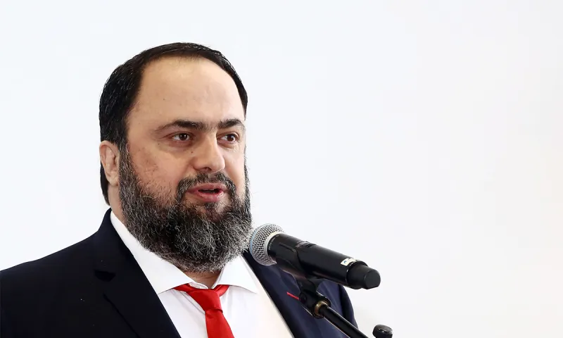 Μαρινάκης: «Όλοι μας είμαστε δίπλα σας!» (pic)