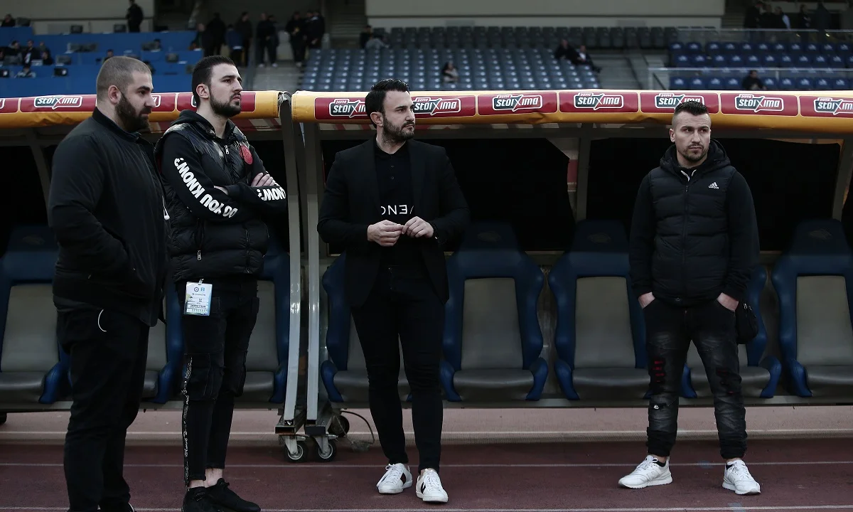 ΑΕΚ: «Ο Καρυπίδης με μπράβους στα αποδυτήρια»!