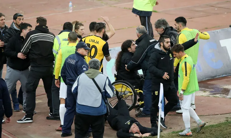 ΑΕΚ - Άρης: «Έβρισαν χυδαία τον Ξηροκώστα»