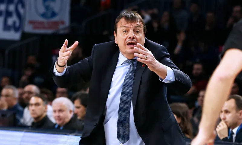 Αταμάν: «Απίστευτος παίκτης ο Λάρκιν»