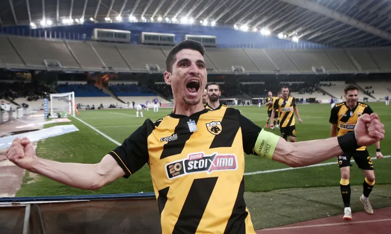 AEK: Δεν κλείνει… πόρτες ο Μάνταλος