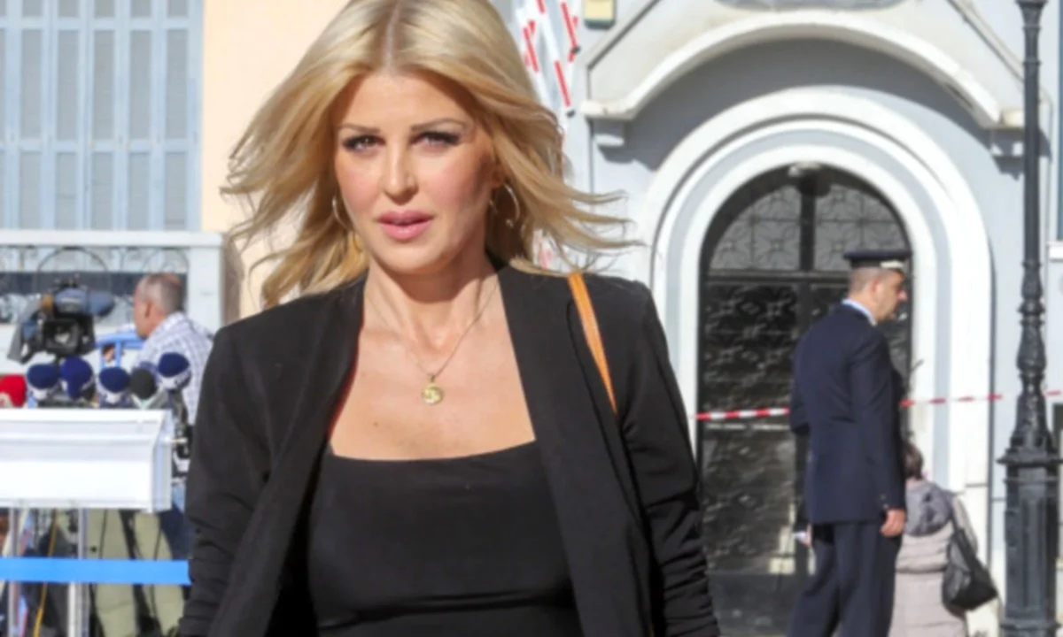 Ράπτη: «Εγώ σήμερα κοινώνησα και θα συνεχίσω - Η Θεία Κοινωνία θεραπεύει»
