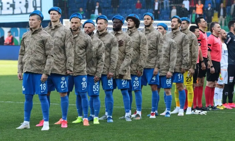 Ρίζεσπορ: Με στρατιωτική παραλλαγή κόντρα στην... ελληνική Αλάνιασπορ (pics)