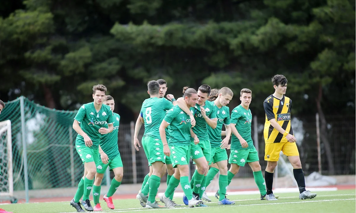 ΑΕΚ - Παναθηναϊκός 1-3: Με ανατροπή και 10 παίκτες