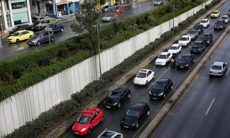 Κίνηση: Μεγάλο μποτιλιάρισμα στην Αθήνα, λόγω της βροχής