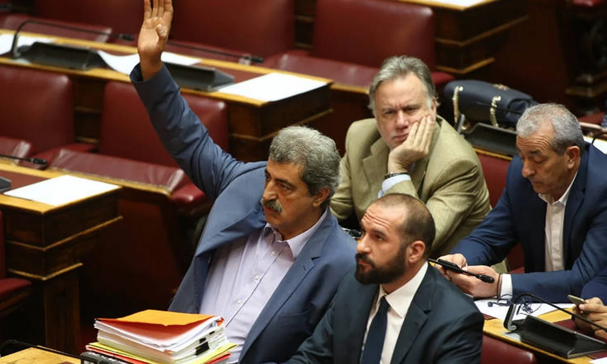 Πολάκης για κορονοϊό: «Μας ήρθε από τους πλούσιους και τους χριστιανούς»