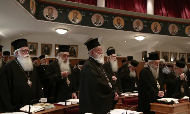 Κορονοϊός - Εκκλησία: Κανονικά οι λειτουργίες, τι ισχύει με τα κατηχητικά (vid)