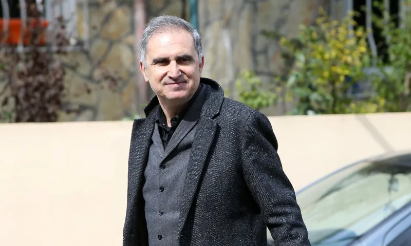 Μποροβήλος: «Αποφασίζουμε άμεσα, πάμε για αναβολή στη Super League»