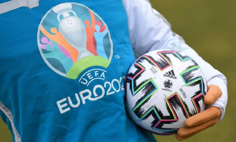 L' Equipe: «Η UEFA ανακοινώνει την αναβολή του ΕURO 2020»