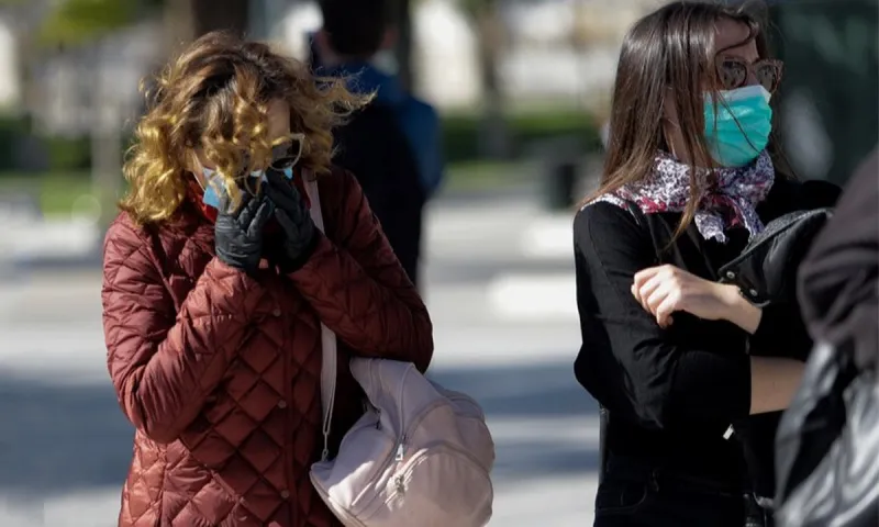 Κορονοϊός: Τα 10 «ορφανά» κρούσματα δείχνουν διασπορά - Πόσοι είναι σε σοβαρή κατάσταση