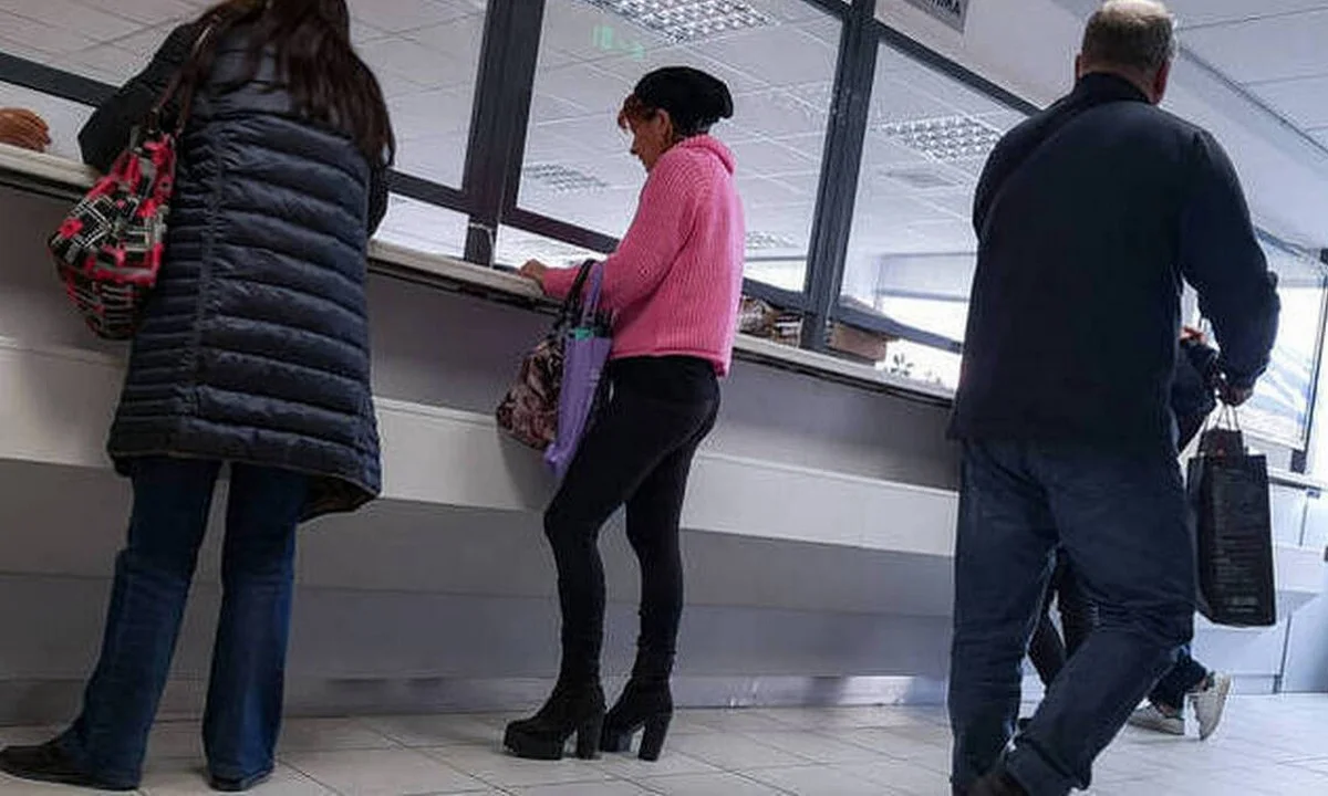 Κορονοϊός: Τι αλλάζει από Δευτέρα στις συναλλαγές με την εφορία