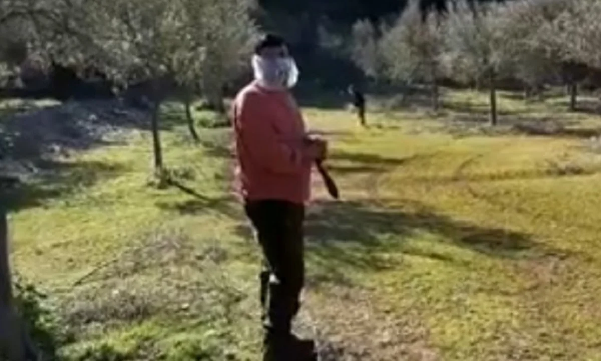 Κορονοϊός: Τρελό σκηνικό σε χωριό - «Μη ζυγώνεις»!
