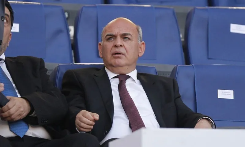 Γραμμένος: «Ο Ολυμπιακός δεν ήθελε αναβολή των play off, αγενής ο Μαρινάκης»